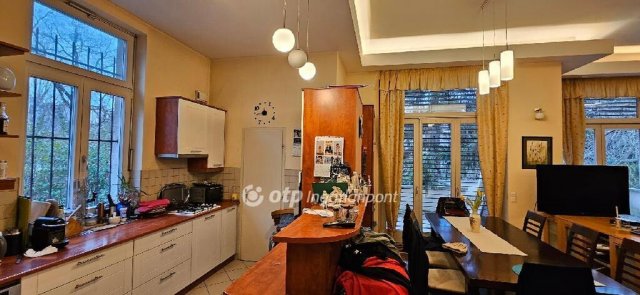 Eladó családi ház, Budapesten, XI. kerületben 610 M Ft