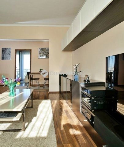 Eladó panellakás, Budapesten, XV. kerületben 86.7 M Ft, 3 szobás