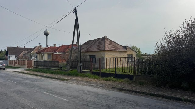 Eladó családi ház, Rábakecölön 8.778 M Ft, 3 szobás