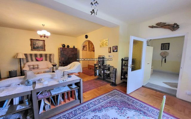 Eladó családi ház, XV. kerületben, Bercsényi Miklós utcában