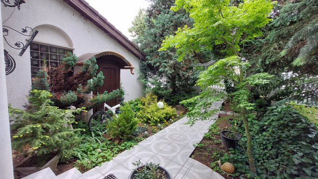 Eladó családi ház, Budakeszin 174.9 M Ft, 6+1 szobás