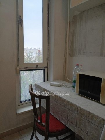 Eladó panellakás, Budapesten, XXI. kerületben 64 M Ft, 1+2 szobás
