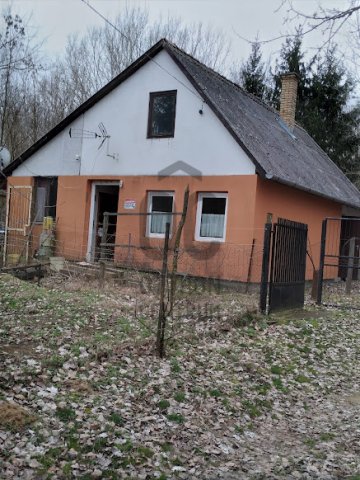 Eladó mezogazdasagi ingatlan, Pakson 13.5 M Ft
