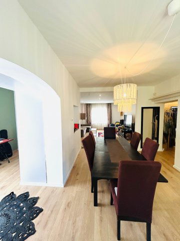 Eladó családi ház, Budakalászon 185 M Ft, 5 szobás