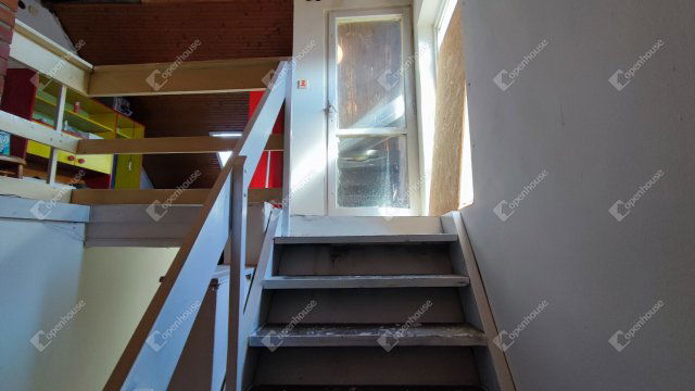 Eladó családi ház, Debrecenben 24.5 M Ft, 2 szobás