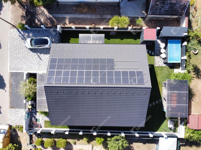 Eladó családi ház, Siófokon 228.9 M Ft, 4 szobás