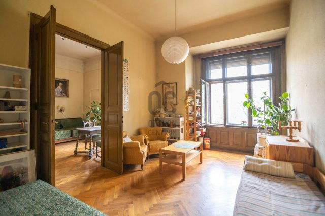 Eladó téglalakás, Budapesten, IX. kerületben, Üllői úton