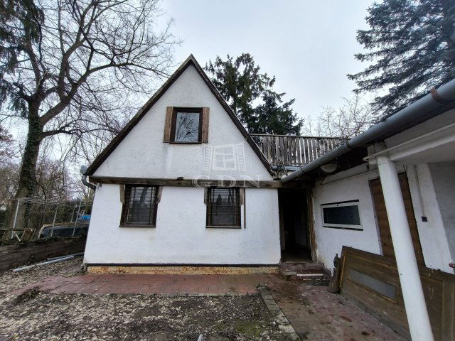 Eladó családi ház, Szigetmonostorban 31 M Ft, 1+4 szobás