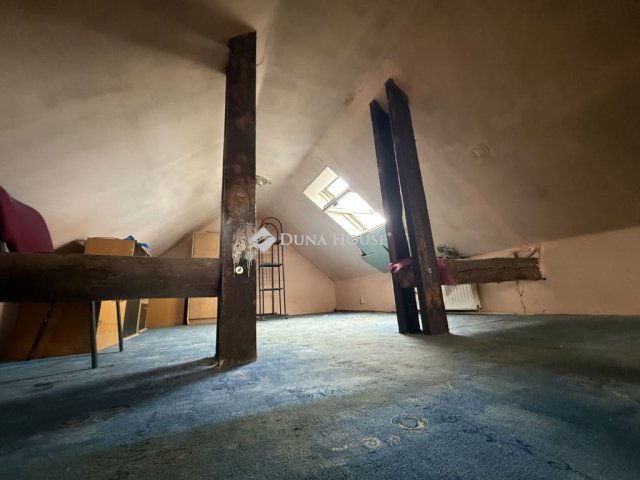 Eladó családi ház, Pécsett, Tompa dűlőn 9.9 M Ft, 3 szobás