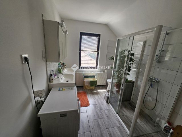 Eladó ikerház, Budapesten, XVII. kerületben 105 M Ft, 4 szobás