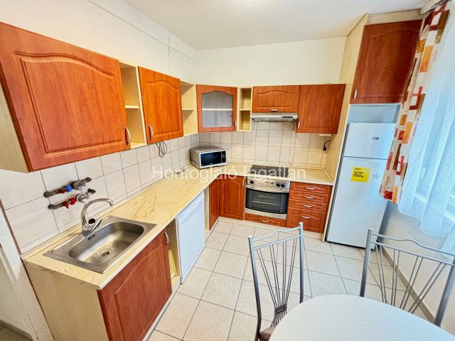 Eladó panellakás, Nyíregyházán 41.5 M Ft, 2 szobás