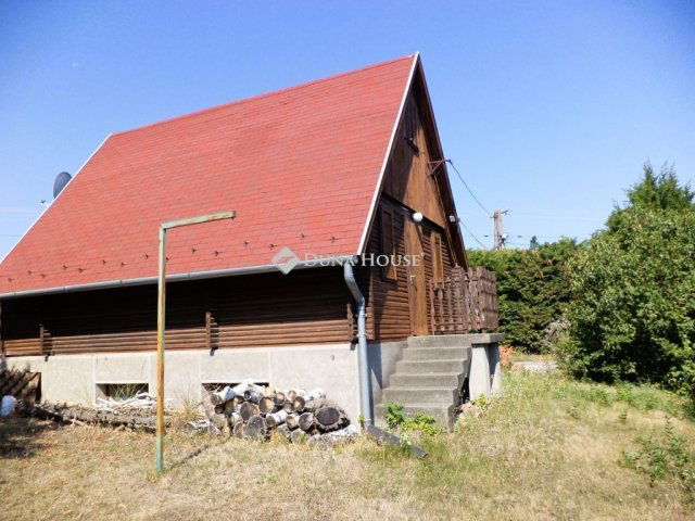 Eladó nyaraló, Nadapon 32.4 M Ft, 1+1 szobás