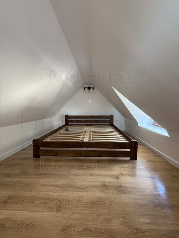 Eladó nyaraló, Siófokon 32.7 M Ft, 2 szobás