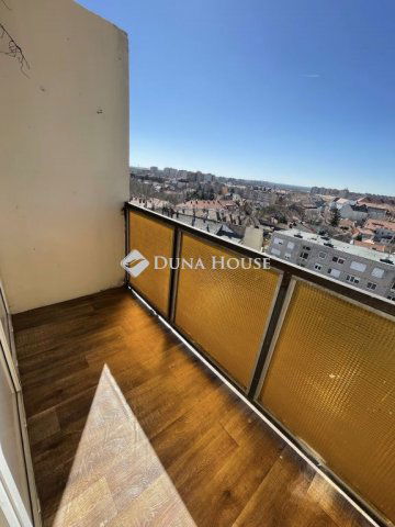 Kiadó panellakás, albérlet, Székesfehérvárott, József Attila utcában