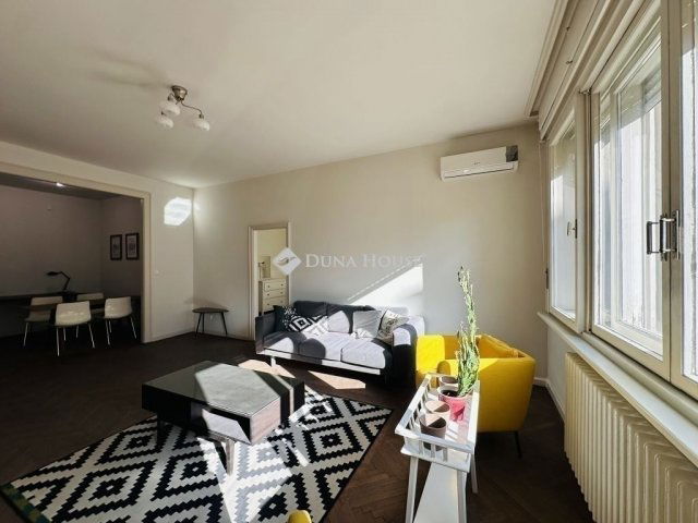 Eladó téglalakás, Budapesten, V. kerületben 179 M Ft, 3 szobás