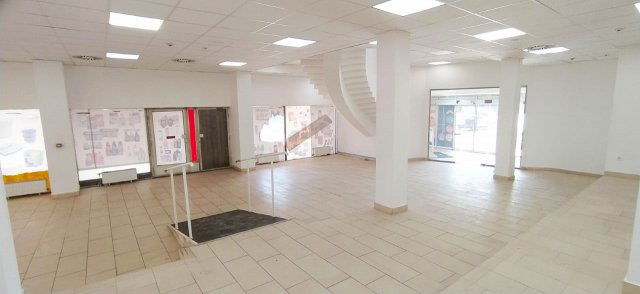 Kiadó üzlethelyiség, Miskolcon 1100 E Ft / hó