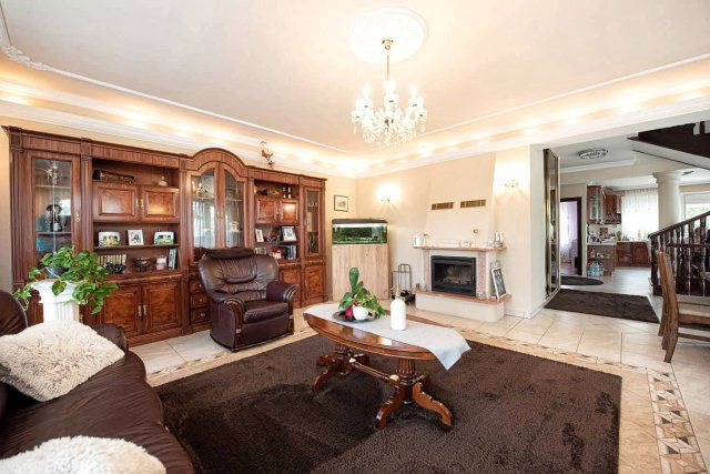 Eladó családi ház, Nyíregyházán 156 M Ft, 5 szobás