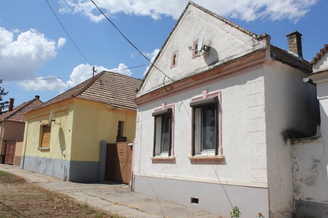 Eladó családi ház, Egyházaskeszőn 21.999 M Ft, 5 szobás