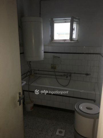 Eladó családi ház, Felsőszentmártonon 20 M Ft, 4 szobás