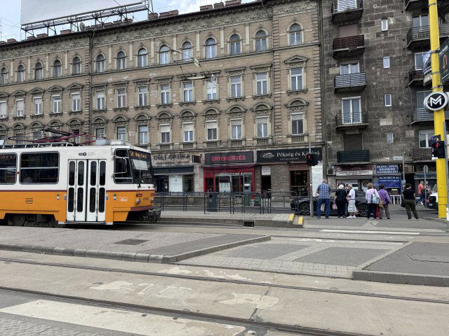 Eladó üzlethelyiség, Budapesten, XII. kerületben 119 M Ft