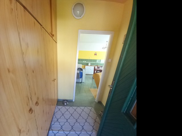 Kiadó családi ház, albérlet, Pécsett, Zsolnay Vilmos utcában