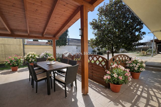 Eladó családi ház, Pogányon 110 M Ft, 5 szobás