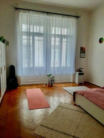 Eladó téglalakás, Budapesten, VIII. kerületben 130 M Ft