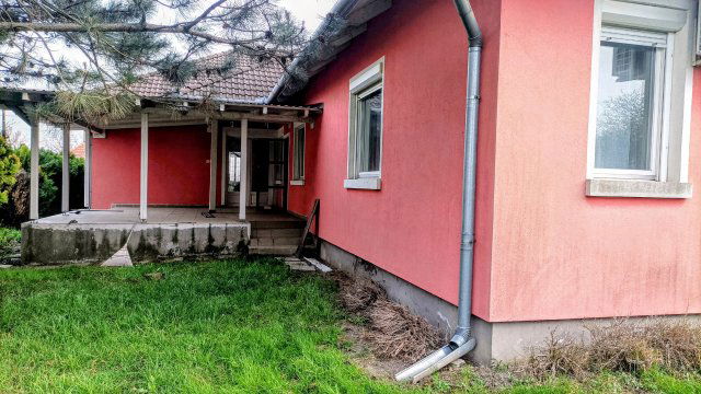 Eladó családi ház, Győrött 84.9 M Ft, 5+1 szobás