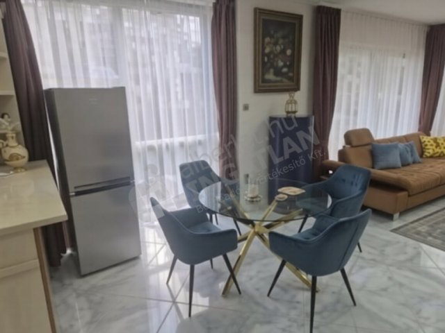 Kiadó téglalakás, albérlet, XII. kerületben, Mátyás király úton