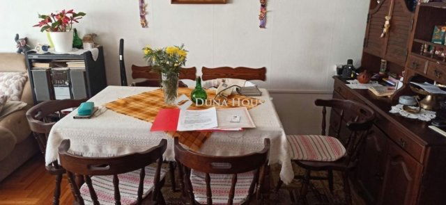 Eladó sorház, Szigetszentmiklóson 74.5 M Ft, 4+1 szobás