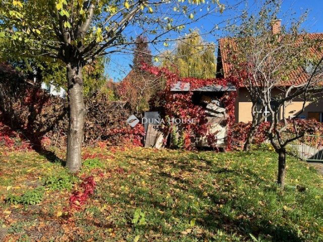 Eladó családi ház, Törökbálinton 89.69 M Ft, 3 szobás