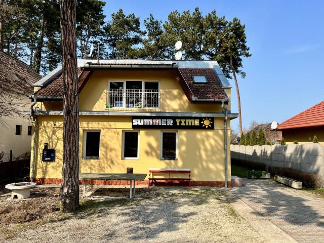 Eladó hotel, Siófokon 399 M Ft, 13 szobás / költözzbe.hu