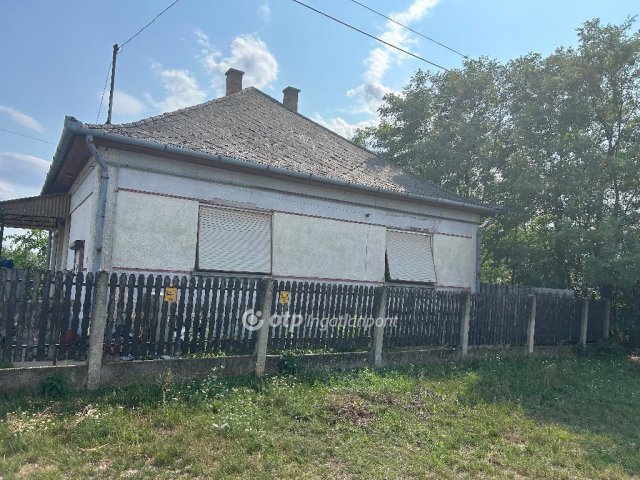 Eladó családi ház, Bihartordán 13.9 M Ft, 2 szobás