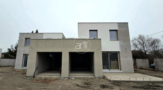 Eladó ikerház, Szegeden 142 M Ft, 5 szobás / költözzbe.hu