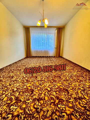 Eladó panellakás, Dunaújvárosban 29.9 M Ft, 2 szobás