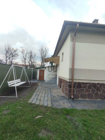 Eladó családi ház, Siófokon 114.9 M Ft, 4 szobás