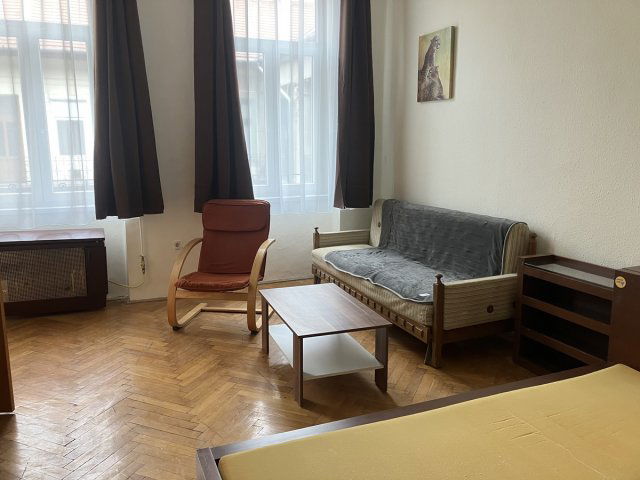 Kiadó téglalakás, albérlet, Budapesten, VI. kerületben