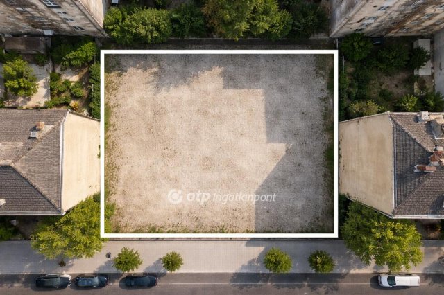 Eladó telek, Budapesten, VII. kerületben 650 M Ft