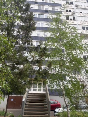 Eladó téglalakás, Nyíregyházán 38.9 M Ft, 2 szobás