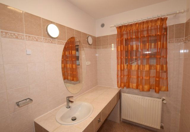 Kiadó téglalakás, albérlet, Debrecenben 260 E Ft / hó, 2 szobás