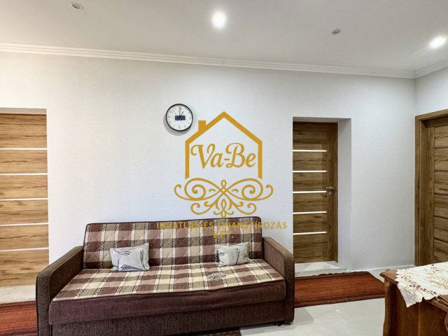 Eladó családi ház, Váraszón 27.9 M Ft, 4 szobás