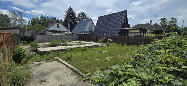 Eladó családi ház, Tasson 6.999 M Ft, 1 szobás