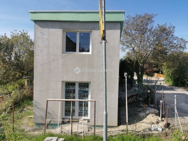 Eladó sorház, Érden 116 M Ft, 4 szobás / költözzbe.hu