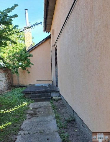 Eladó családi ház, Monoron 74.9 M Ft, 5 szobás