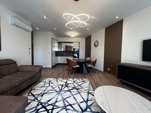 Kiadó téglalakás, albérlet, Debrecenben 750 E Ft / hó, 3 szobás