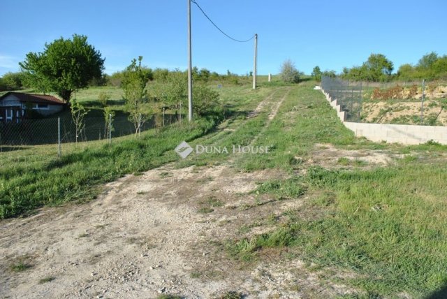 Eladó telek, Tinnyén 26.5 M Ft / költözzbe.hu