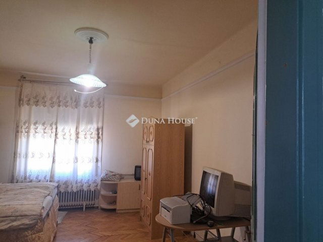 Eladó ipari ingatlan, Sántoson 100 M Ft / költözzbe.hu