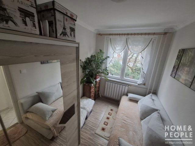 Eladó téglalakás, Szegeden 53.5 M Ft, 2 szobás