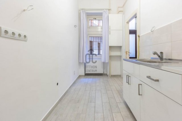 Eladó téglalakás, Budapesten, IX. kerületben 90 M Ft, 2 szobás