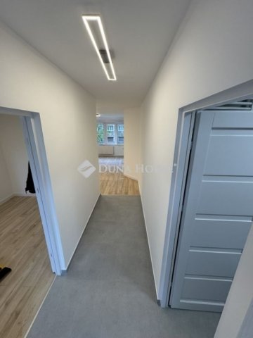 Eladó téglalakás, Budapesten, XI. kerületben 118.9 M Ft